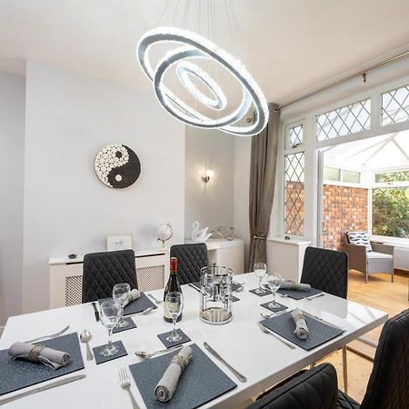 Mulberry House - Luxurious And Modern 4-Bed In Solihull Near Nec,Jlr, Airport, Resorts World, Hs2 Extérieur photo
