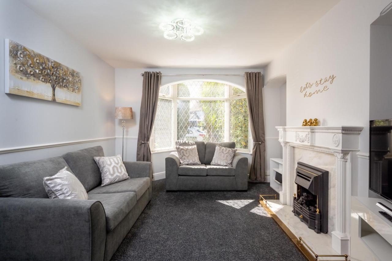 Mulberry House - Luxurious And Modern 4-Bed In Solihull Near Nec,Jlr, Airport, Resorts World, Hs2 Extérieur photo