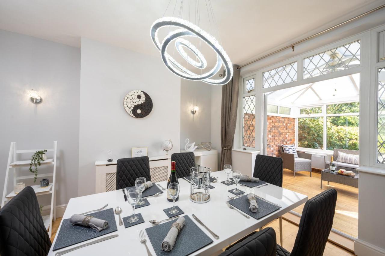 Mulberry House - Luxurious And Modern 4-Bed In Solihull Near Nec,Jlr, Airport, Resorts World, Hs2 Extérieur photo