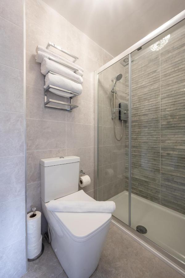 Mulberry House - Luxurious And Modern 4-Bed In Solihull Near Nec,Jlr, Airport, Resorts World, Hs2 Extérieur photo