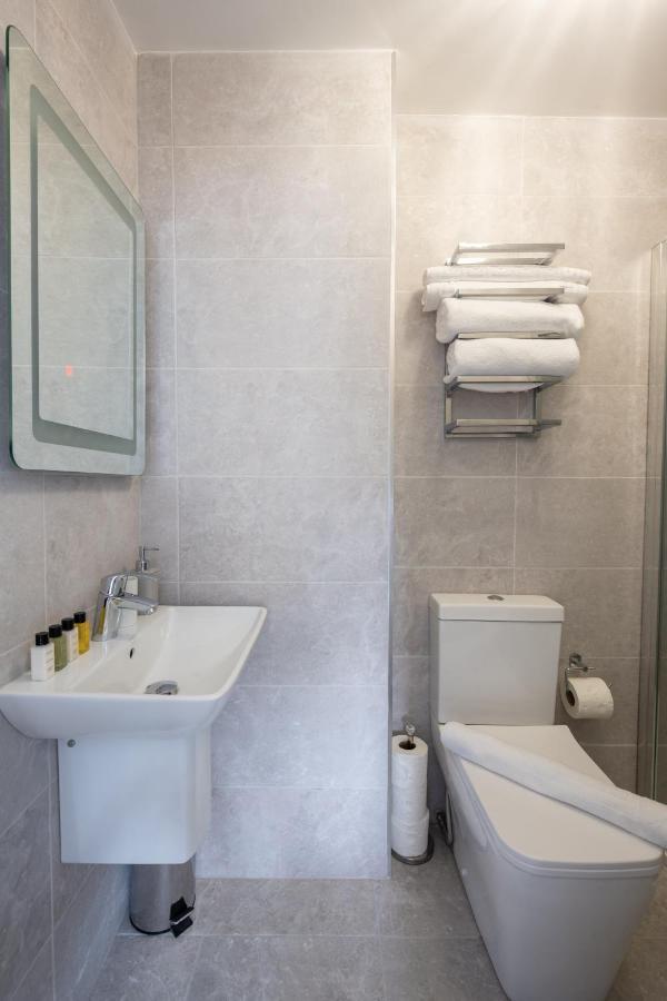 Mulberry House - Luxurious And Modern 4-Bed In Solihull Near Nec,Jlr, Airport, Resorts World, Hs2 Extérieur photo