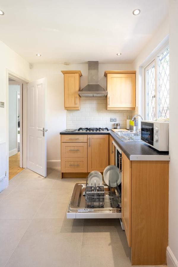 Mulberry House - Luxurious And Modern 4-Bed In Solihull Near Nec,Jlr, Airport, Resorts World, Hs2 Extérieur photo